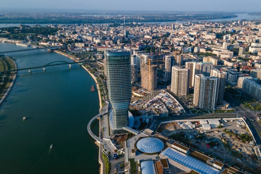 Provisional agreement reached to sell Russian-owned Serbian refinery to Hungarian company